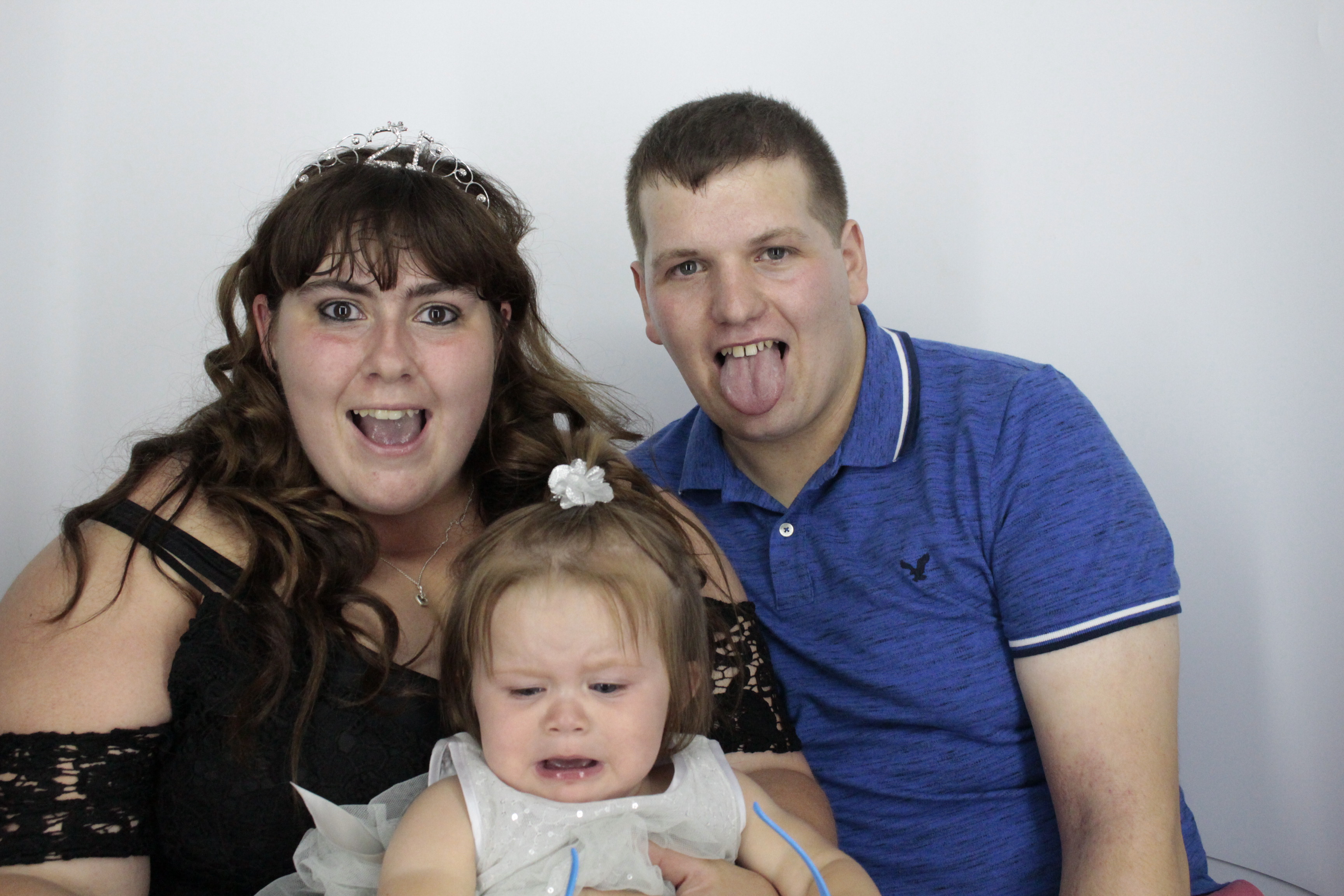 Ellesse's 21st Birthday | View more photos from the event at gallery.myphotoboothexperience.co.uk/u/MyPhotoBoothExperienceLtd/Ellesses-21st-Birthday